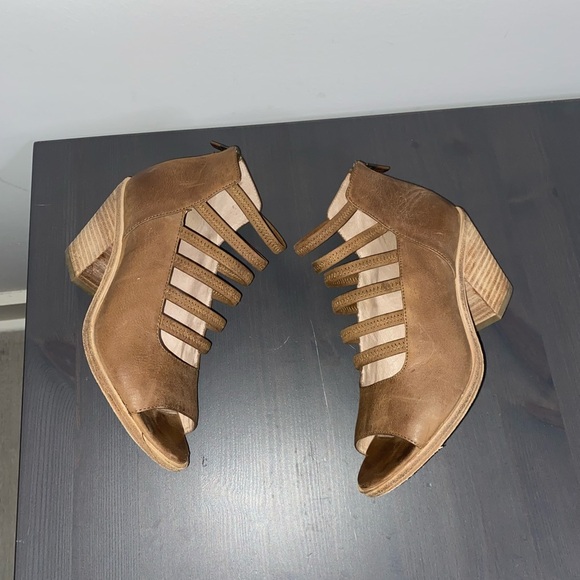 Eileen Fisher James Open Toe Stretch-Strap Bootie - Picture 4 of 8